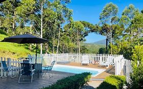 Pousada Reserva Verde com piscina privada com vista para a serra